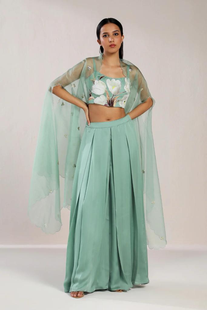 TRANDY FLORAL TOP AND PLEATED PLAZZO SET