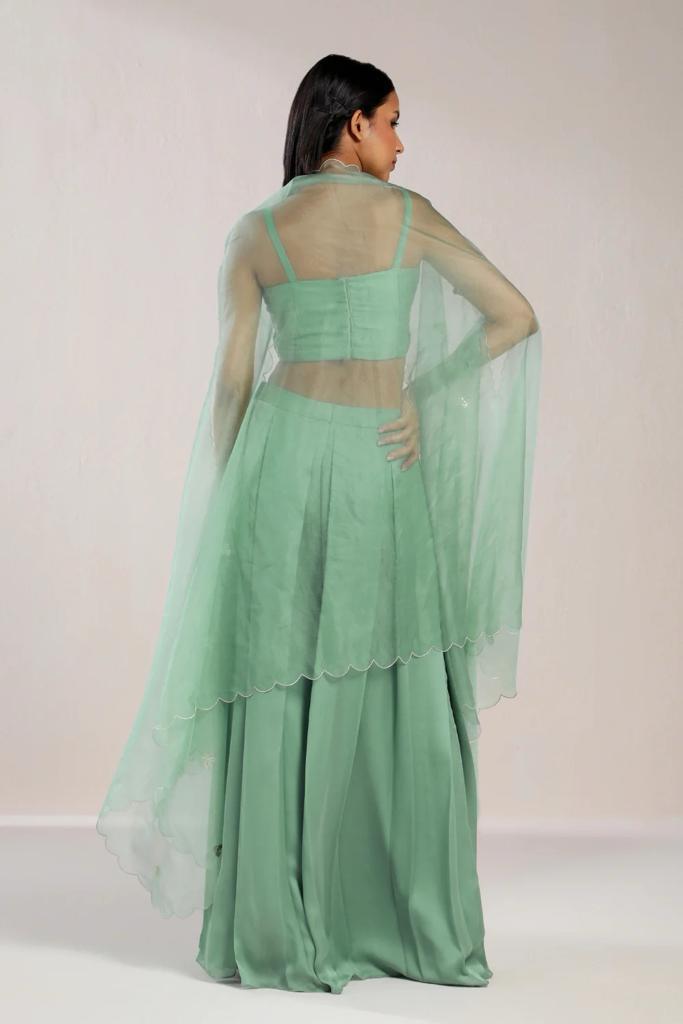 TRANDY FLORAL TOP AND PLEATED PLAZZO SET