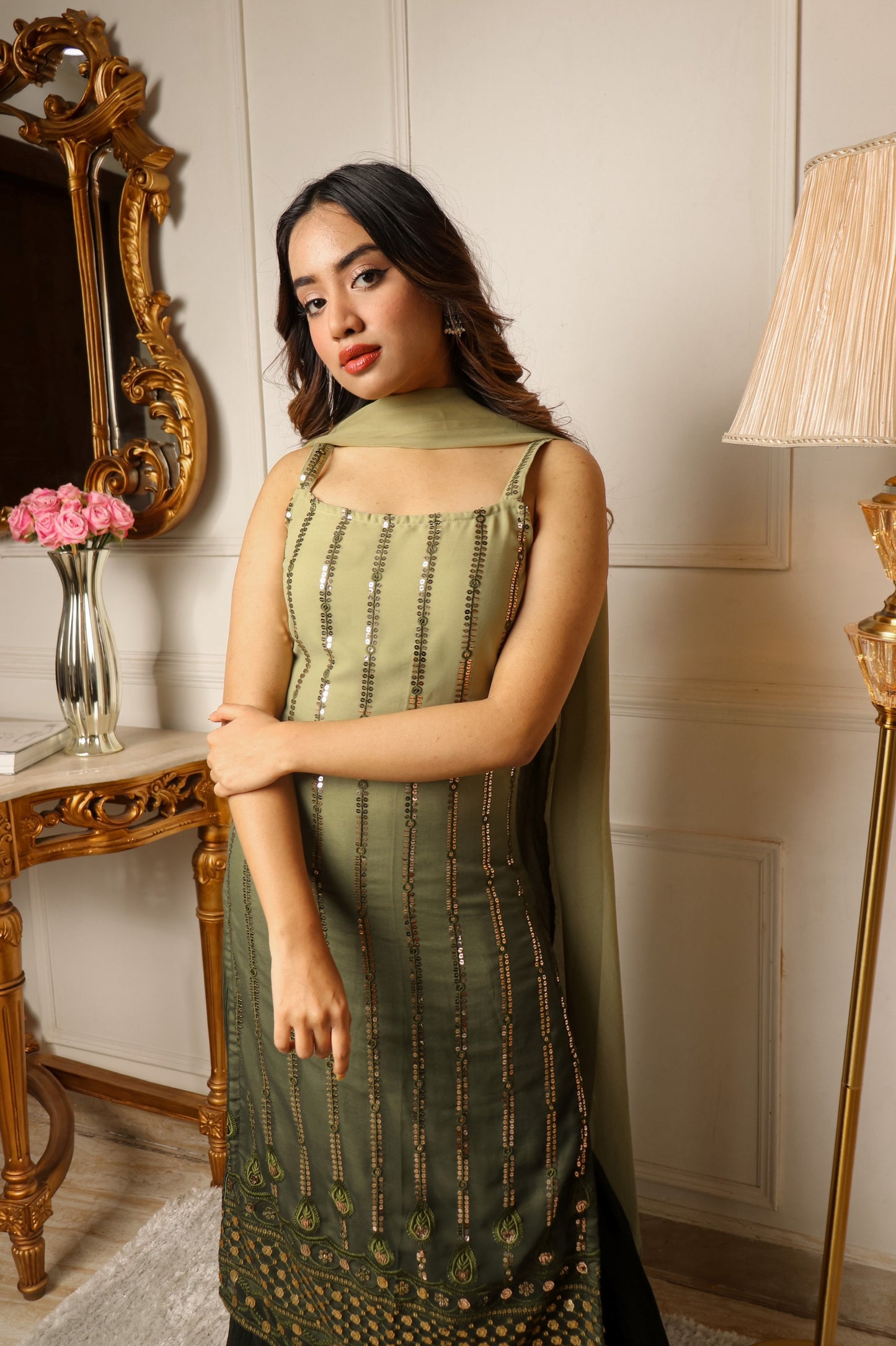 Women viscose chanderi sequence work sleeveless kurta sets